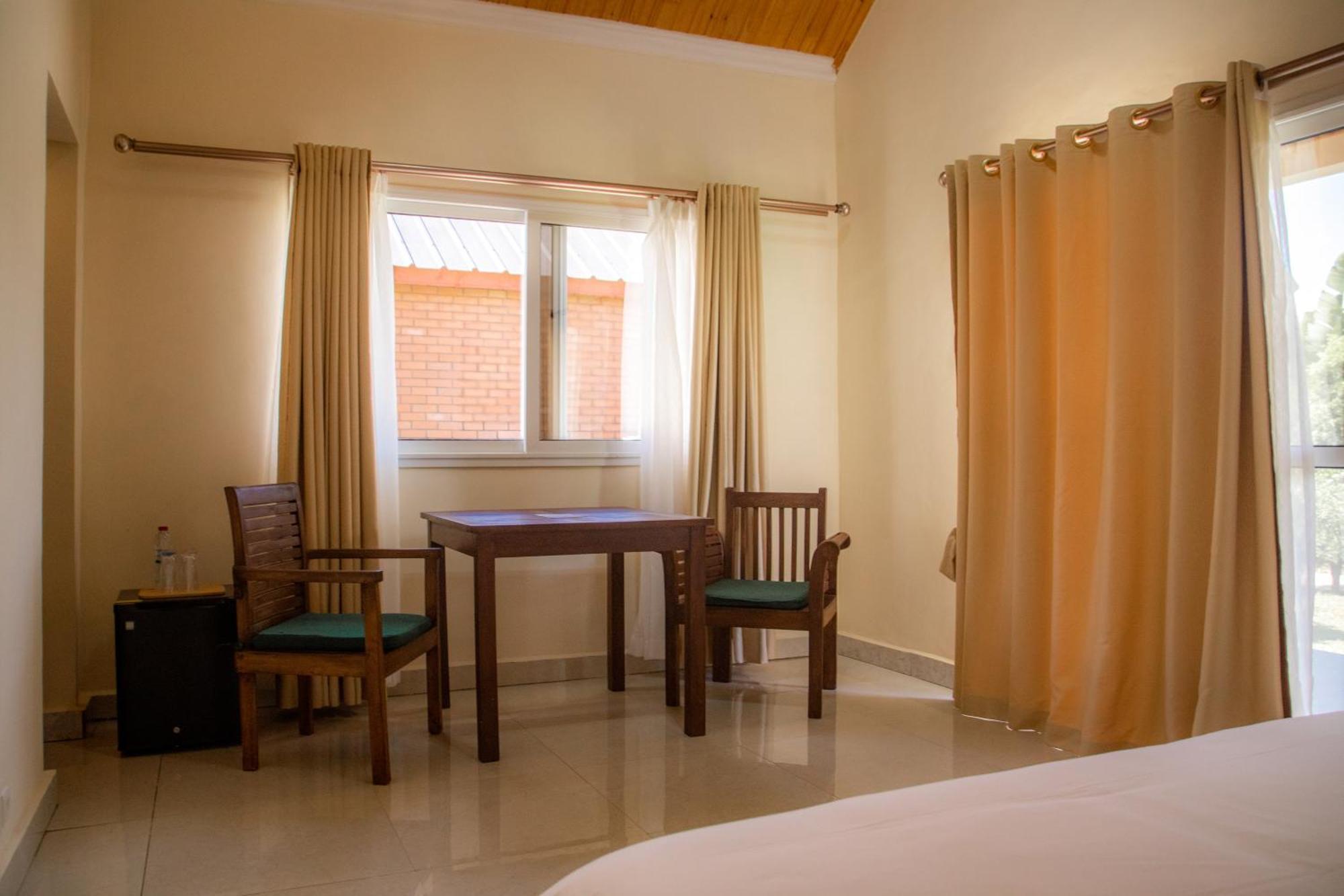 Mahafaly Hotel & Resort 安齐拉贝 外观 照片